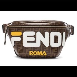 fendi fanny